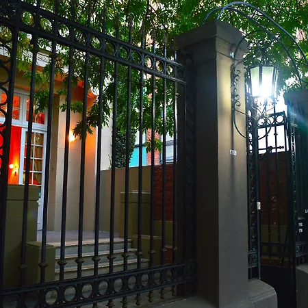 Hotel De La Rue-3